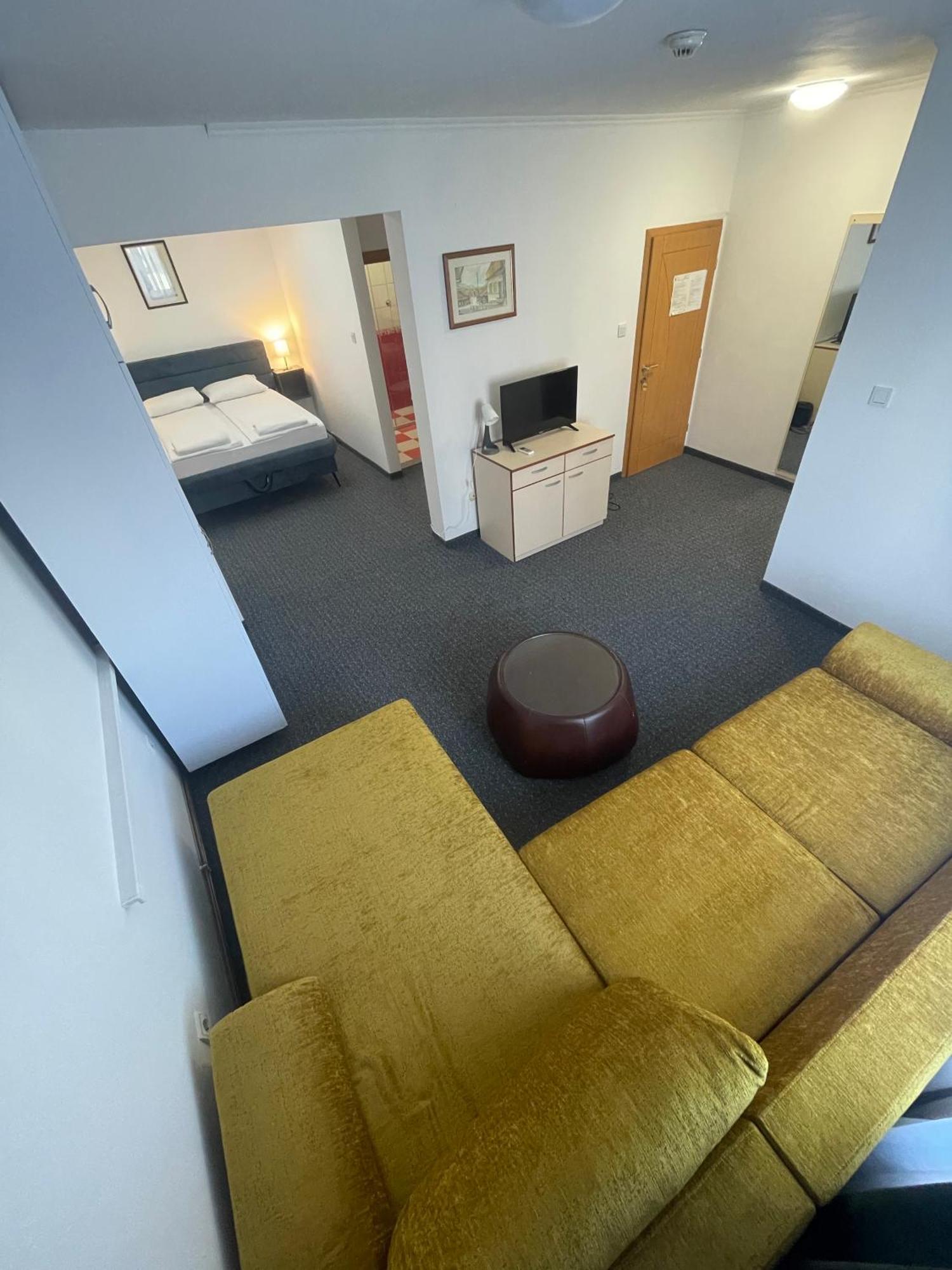 Hotel Ada - Otoka Szarajevó Kültér fotó