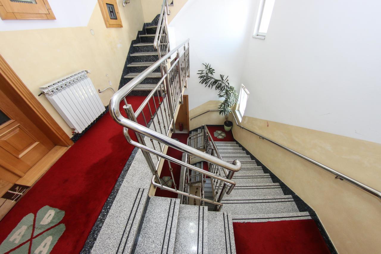 Hotel Ada - Otoka Szarajevó Kültér fotó