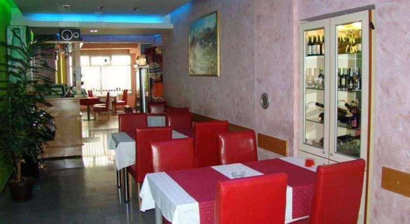 Hotel Ada - Otoka Szarajevó Étterem fotó